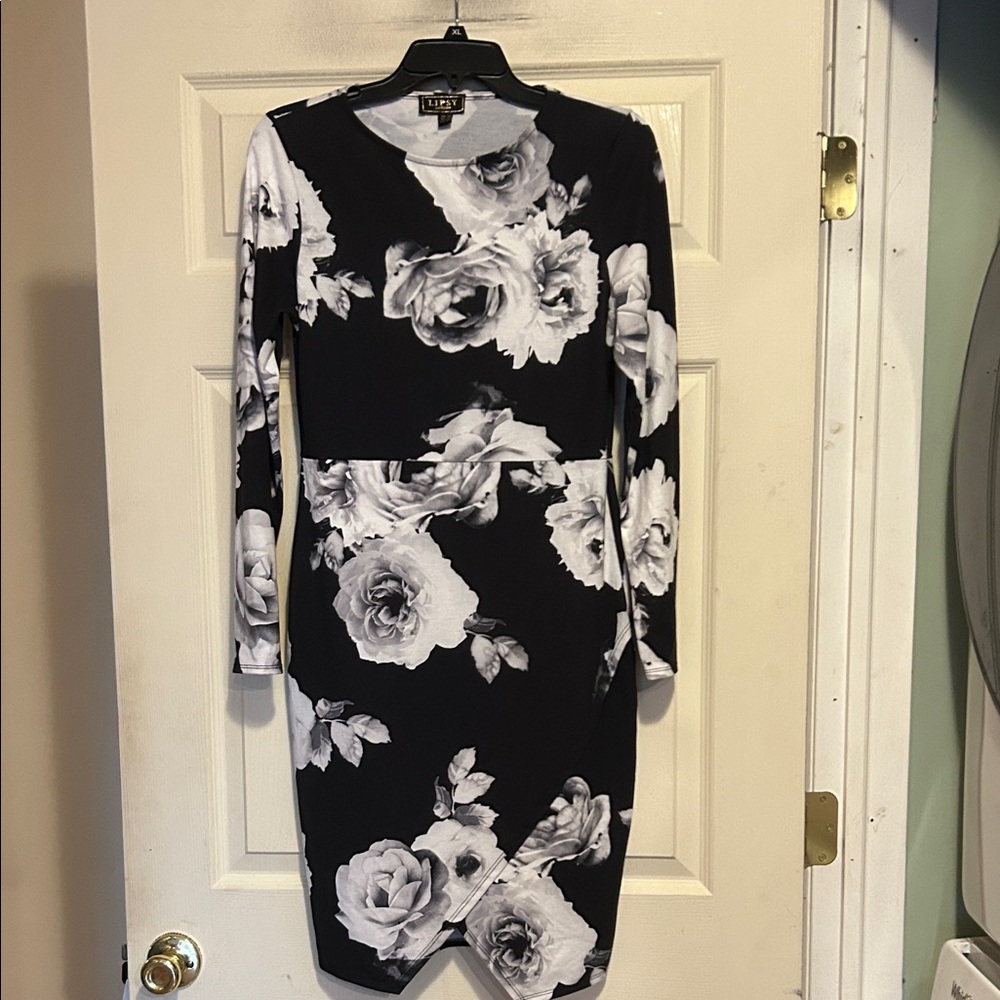 Lipsy London Black and White Floral Dress Size 12